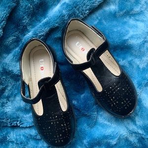 Toddler Girl size 9 Black Mary Jane style slip ons